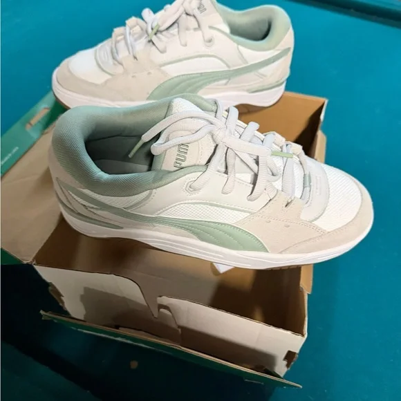 Puma Low-Top Sneakers in Mint Green and Cream